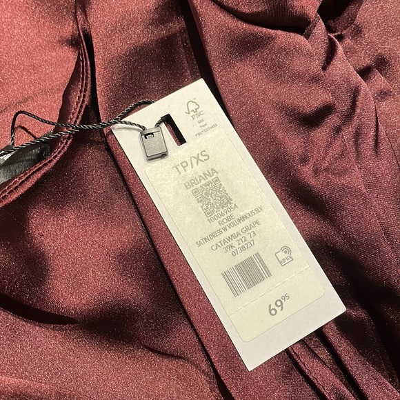 NWT Dynamite Brianna Satin Dress - Picture 4 of 4